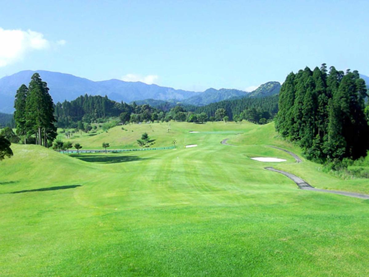 Miyazaki Kokusai Kuko Country Club Lodge Exterior photo