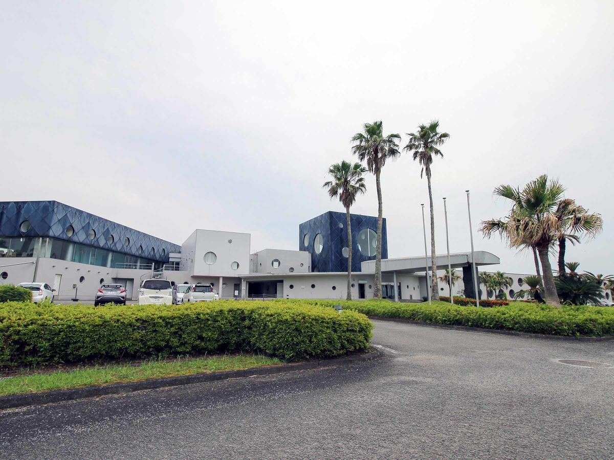 Miyazaki Kokusai Kuko Country Club Lodge Exterior photo